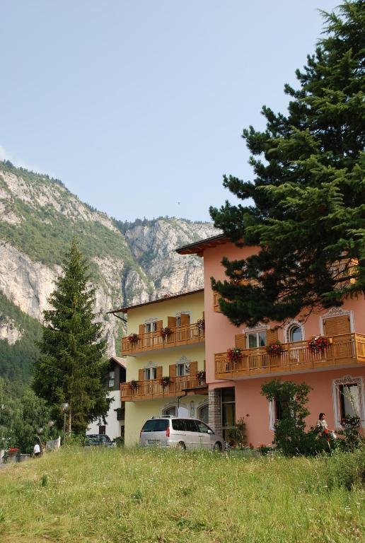 Hotel Fai 파이델라파가넬라 외부 사진