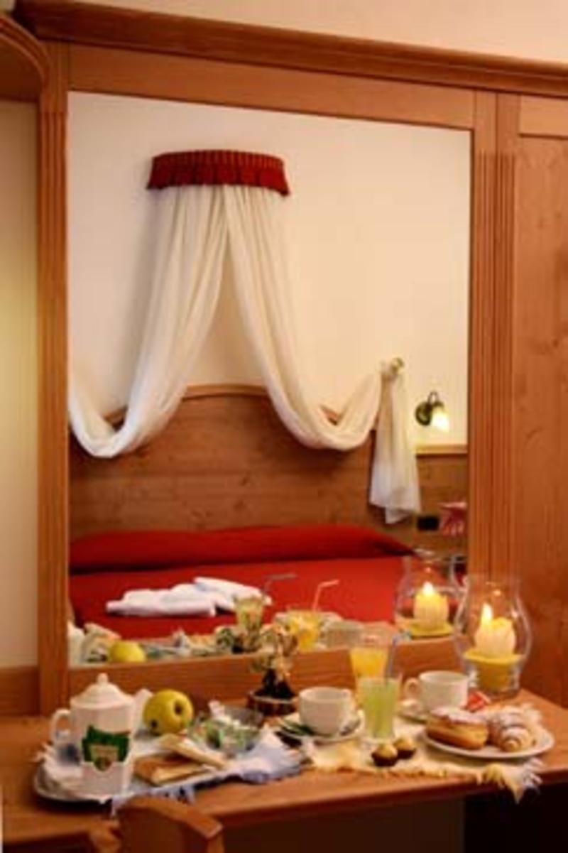 Hotel Fai 파이델라파가넬라 외부 사진
