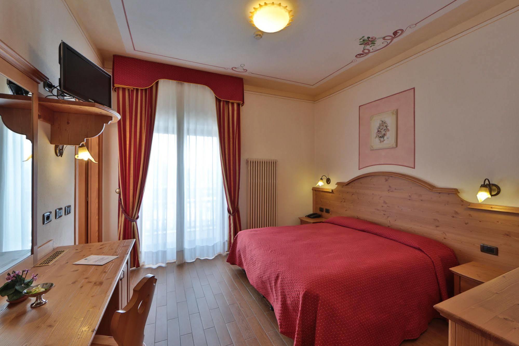 Hotel Fai 파이델라파가넬라 외부 사진
